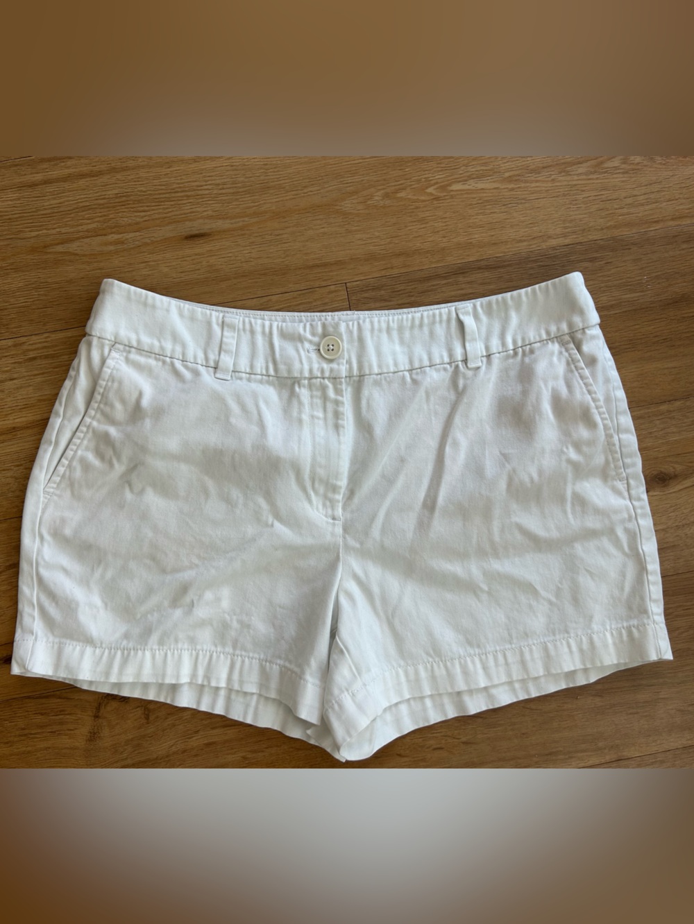 LOFT Classic White Chino Shorts Sz 10